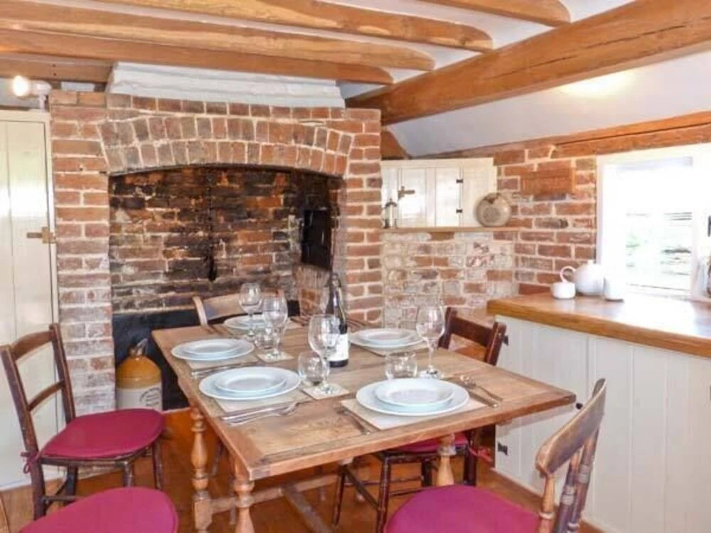 5 Forge Cottages