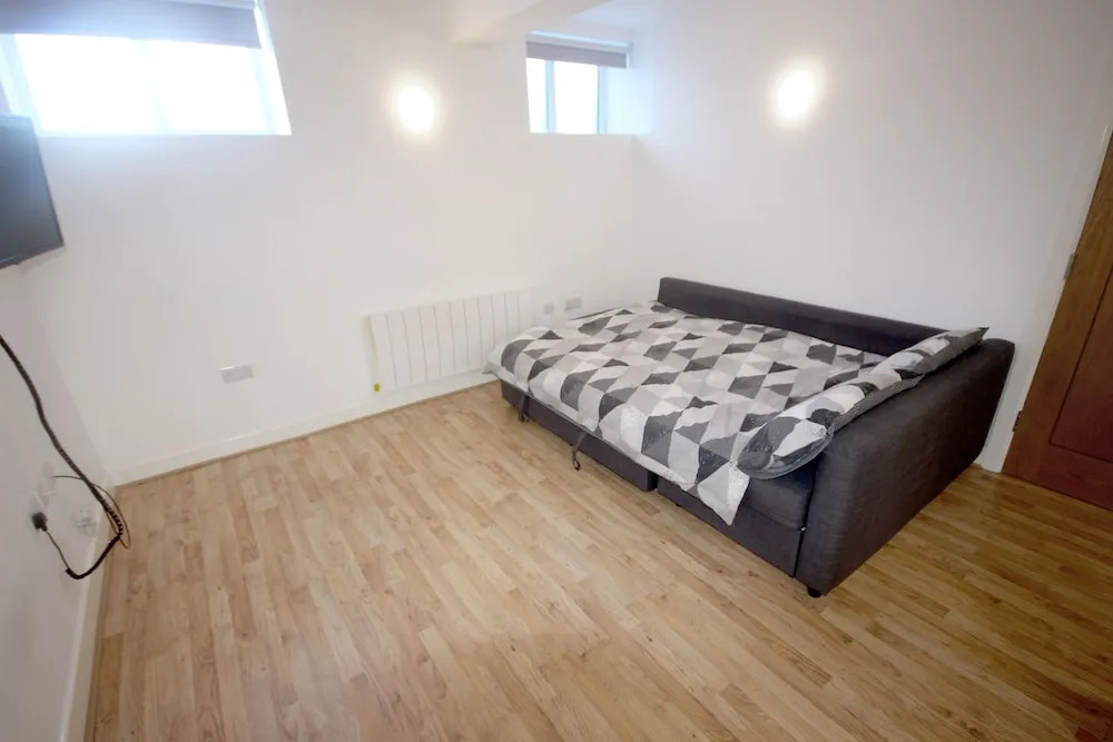 James House Apartments