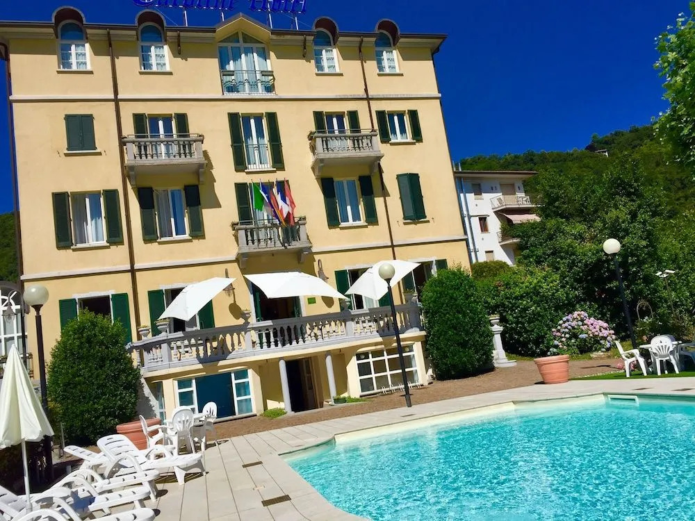 Caroline Hotel
