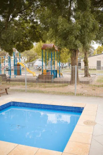 Gold Nugget Tourist Park