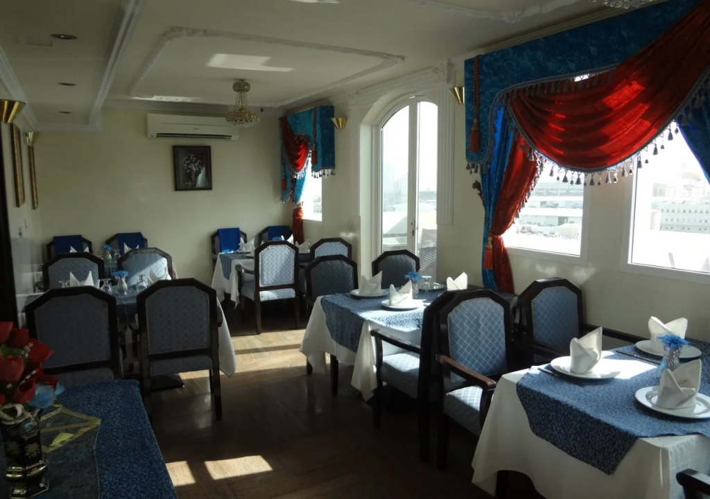 Marina Hotel