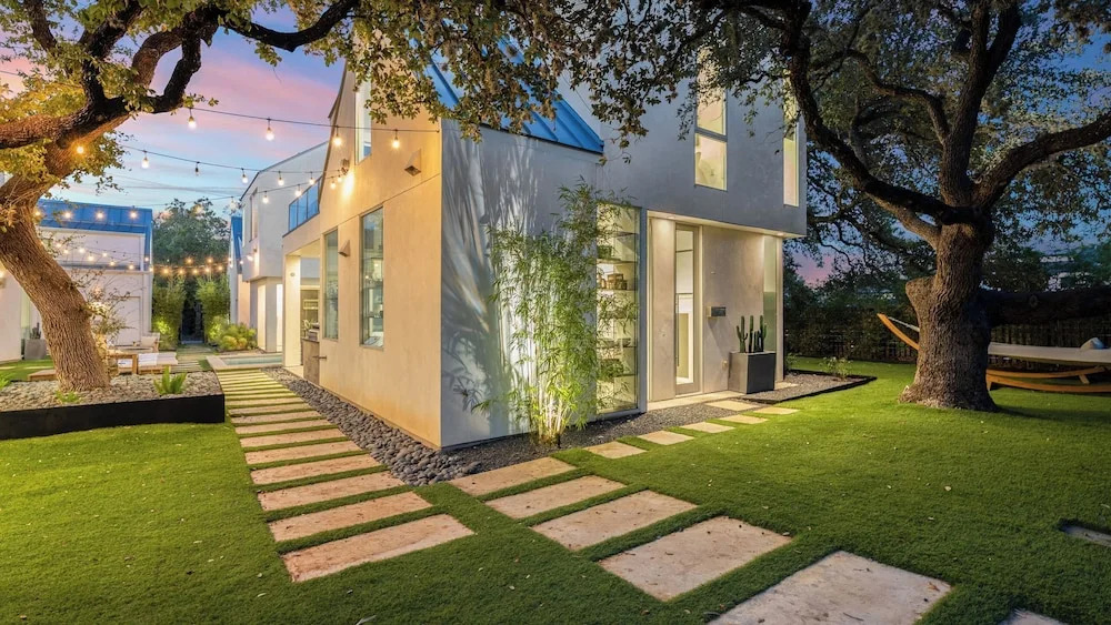 Pool, Putting Green, Game Room, Rooftop Bouldin Collective 902a by Avantstay
