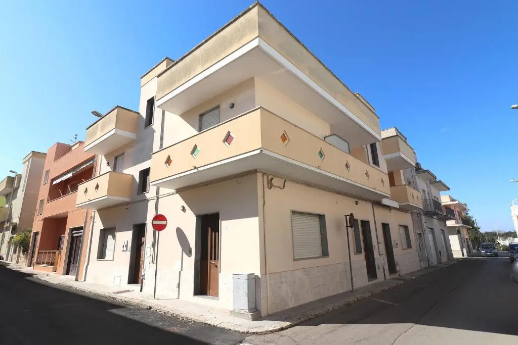 Modern Holiday Apartment With Wi-fi, Air Conditioning And Balcony; Pets Allowed