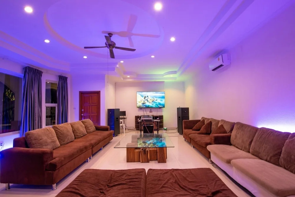 Pool Villa for Families and Party
