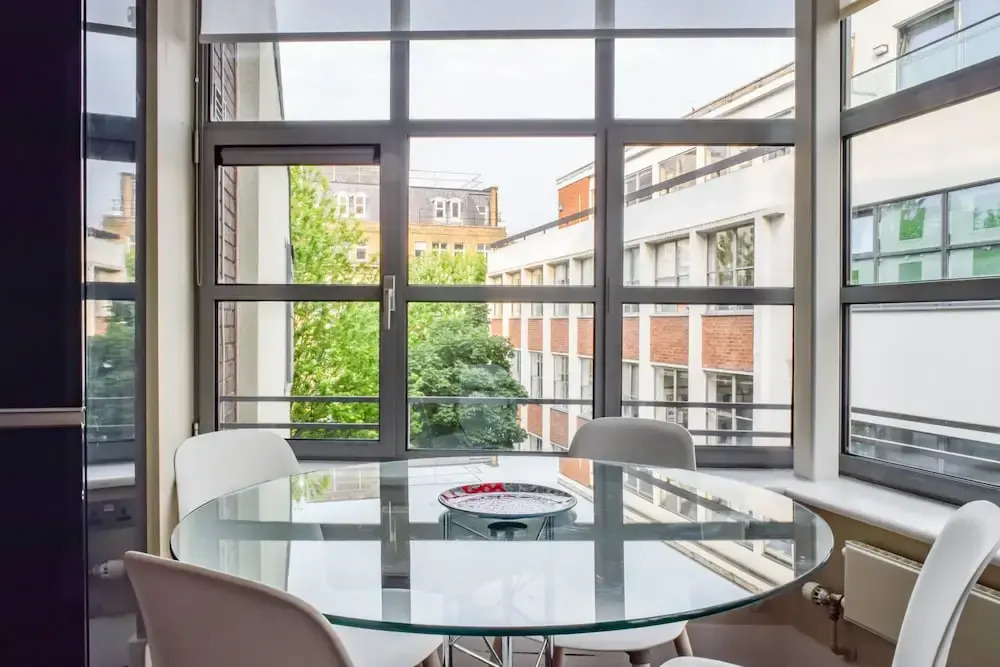 Bright 1 Bedroom Flat Near Farringdon