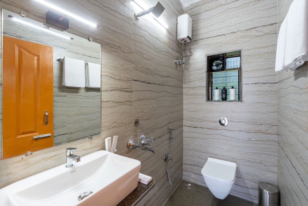 Alaya Stays The Fernstead 5BHK Villa