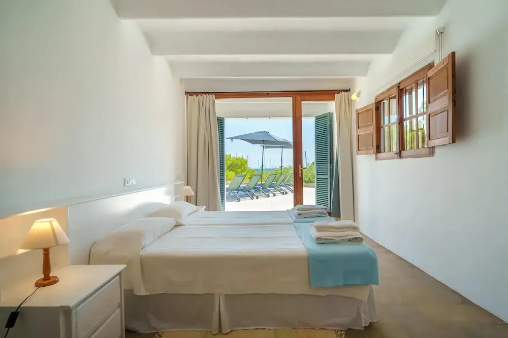 10-Guest Beachfront Villa in Mallorca