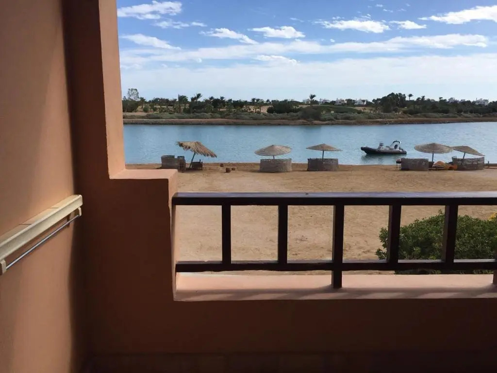 West Golf 1BR