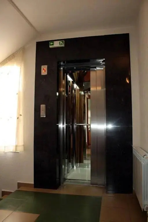 Hotel Uzunski