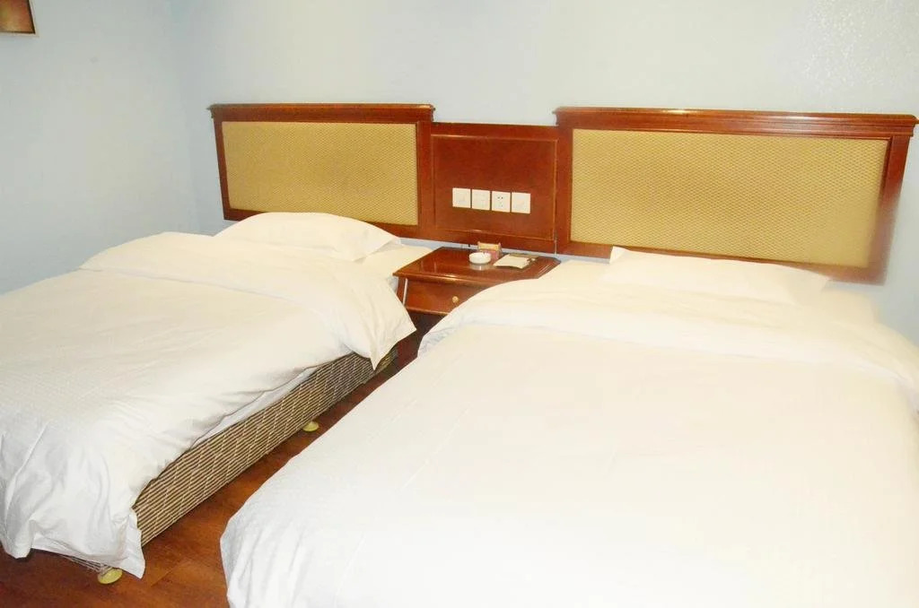 Tianshui East Inn