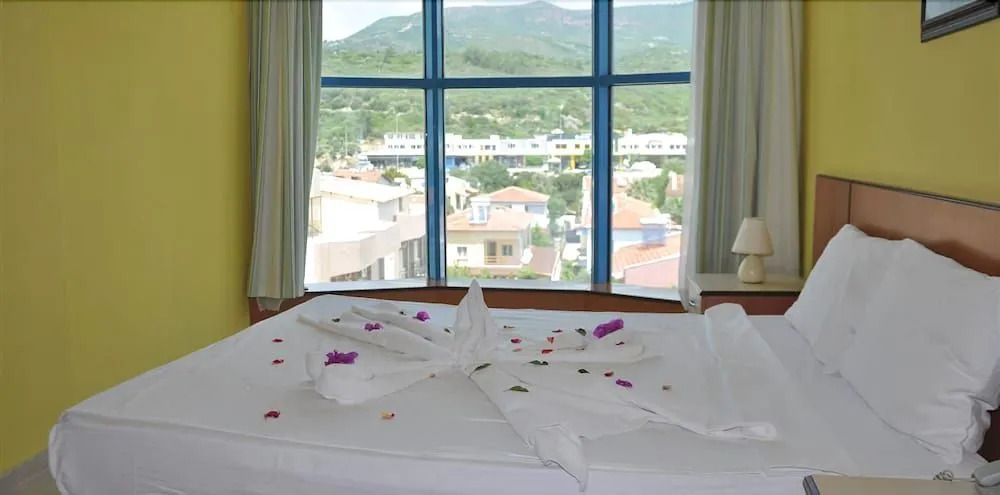 Royal Nas Resort