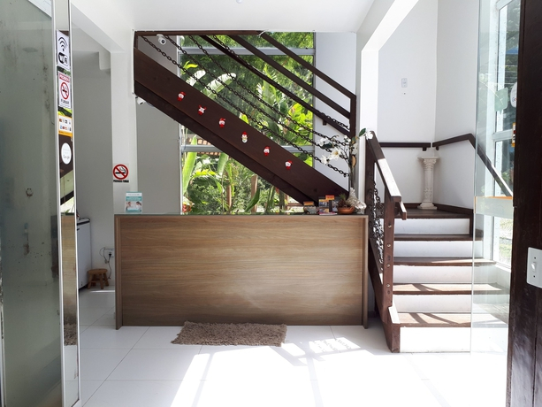 APARTAMENTOS CASERIA DE COMARES