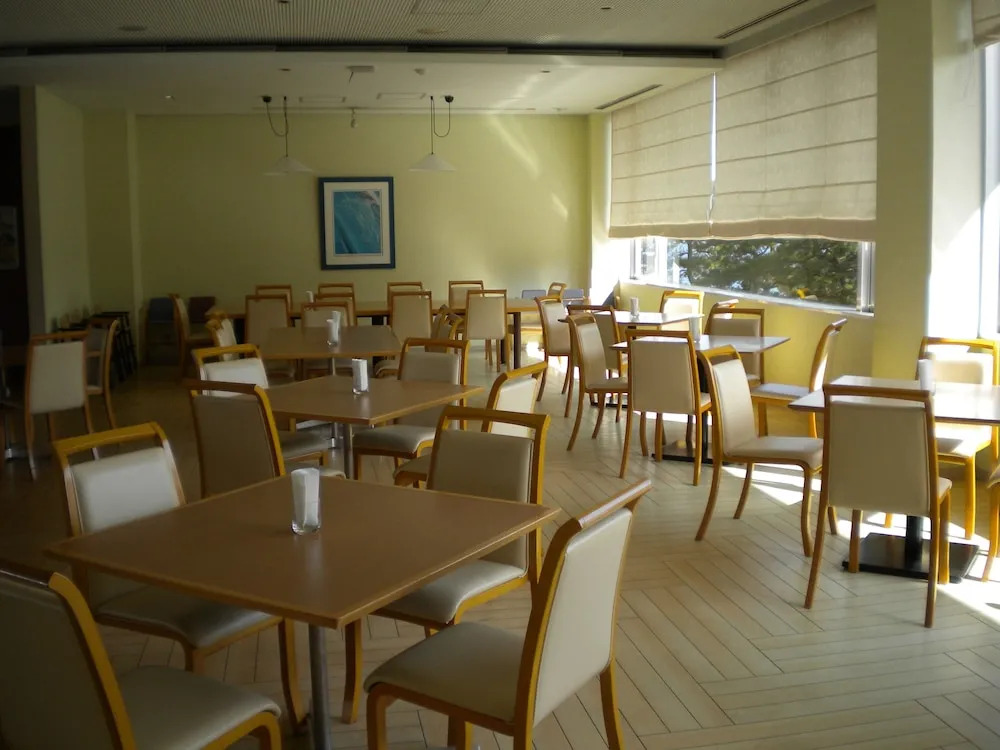 Hotel Sea Paradise Inn