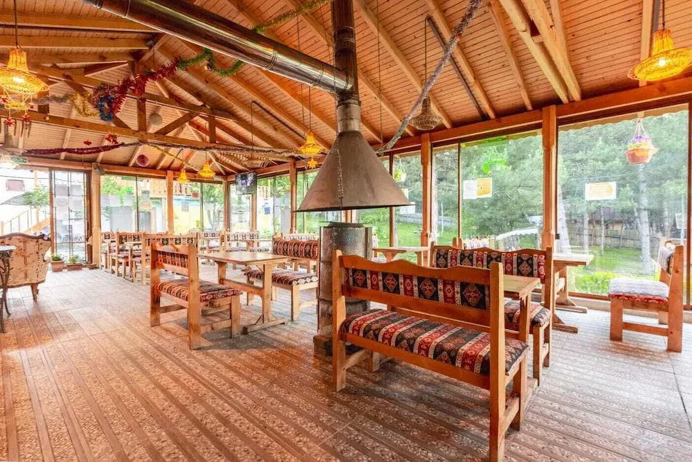 Nesilce Tatil Köyü