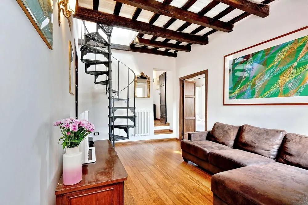 Garibaldi 2 - WR Apartments