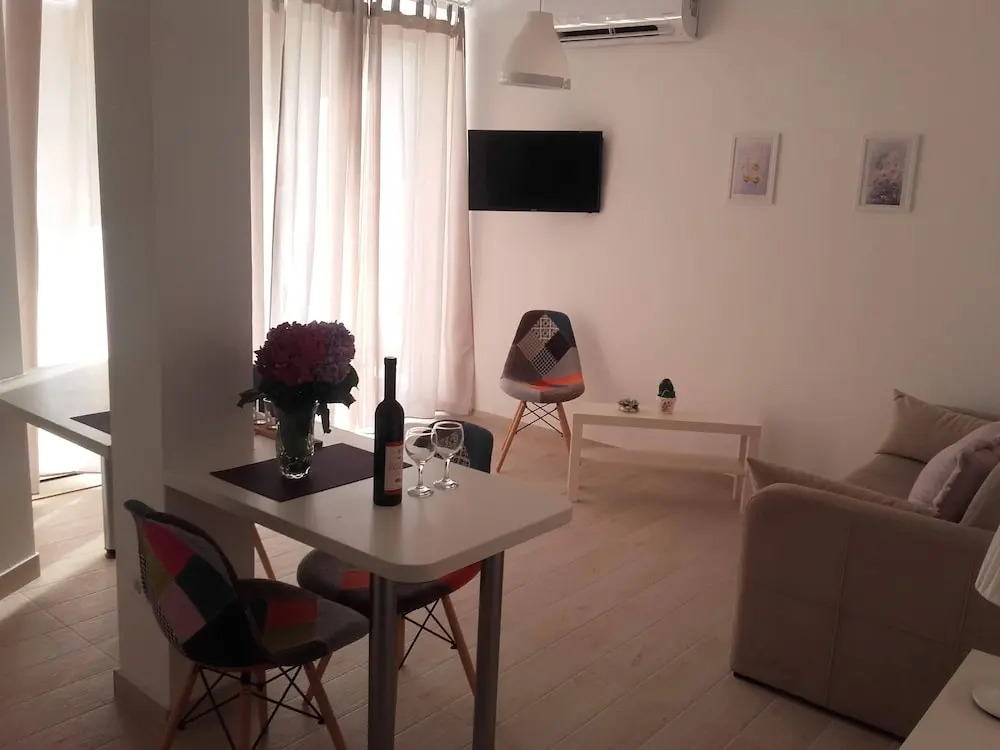 Guest House Djonovic