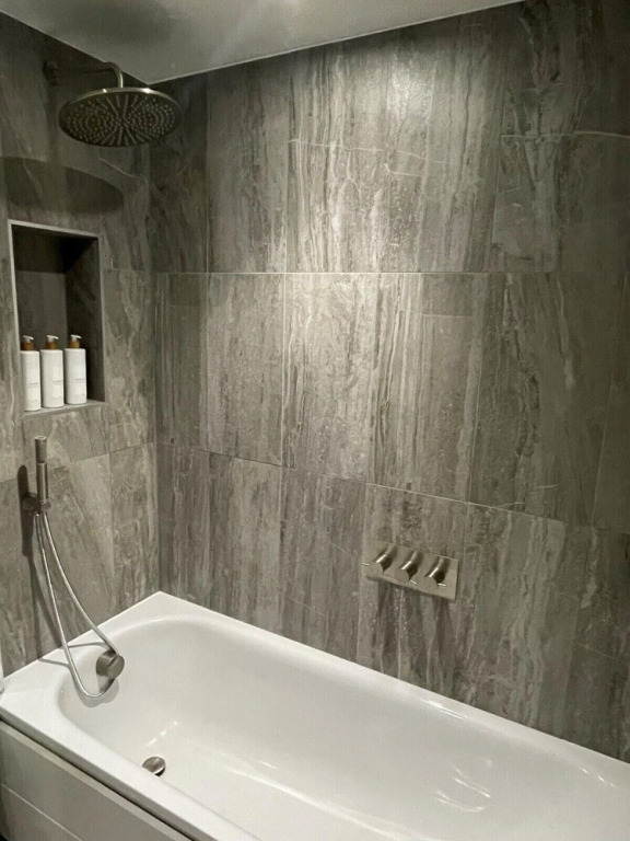 Harbourside Hideaway - Superb Flat With Terrace