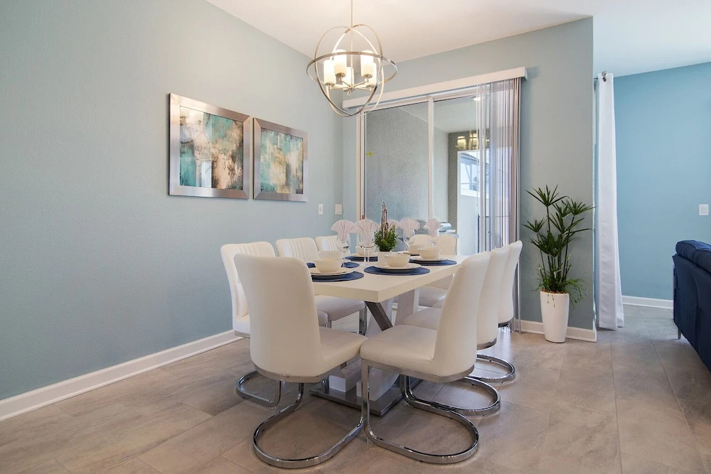 Champions Gate 870 - 4 Bedroom Townhome w Private Splash Pool