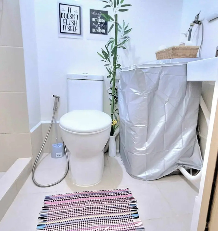 Homey 1BR With Balcony City View in Grace Res