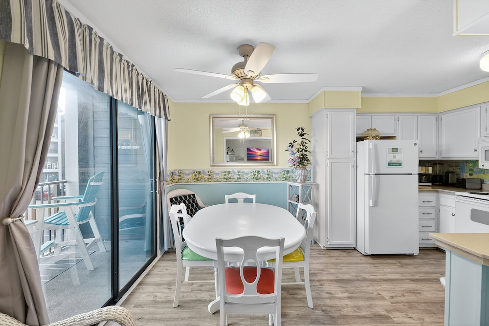 Myrtle Beach Resort A 210