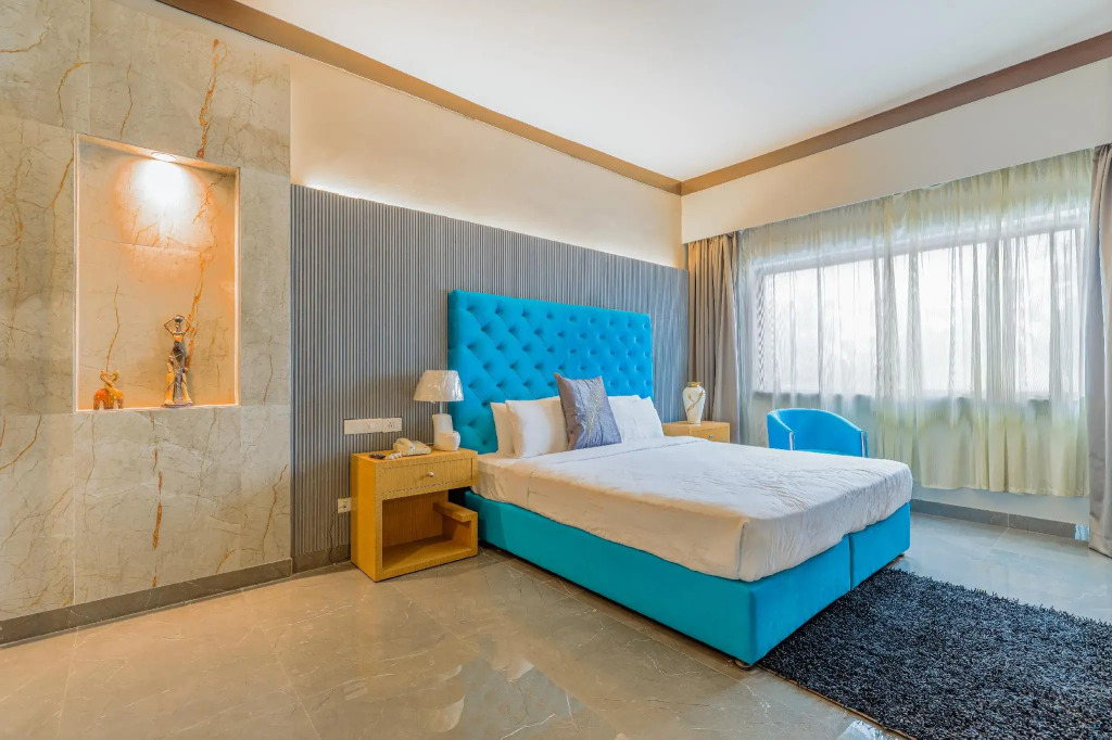 Hotel Pal Heights