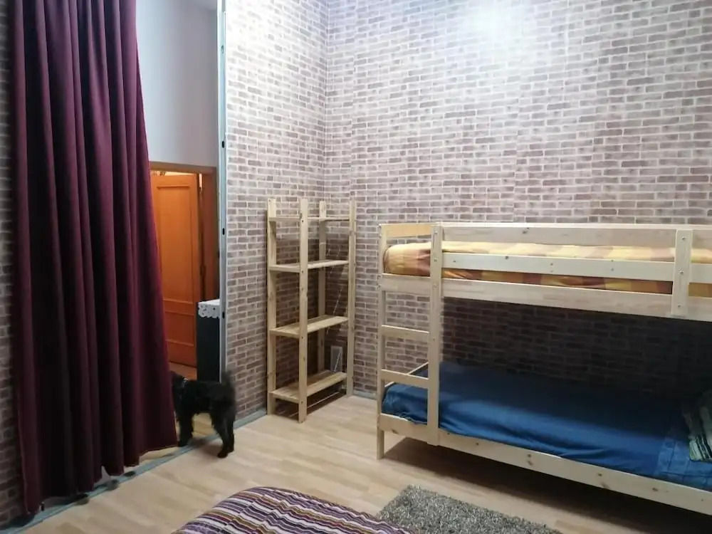 Room-bed 8 in a 6-bed Mixed Dormitory Ro