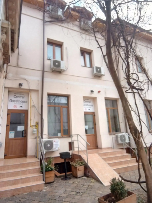 Central Guesthouse