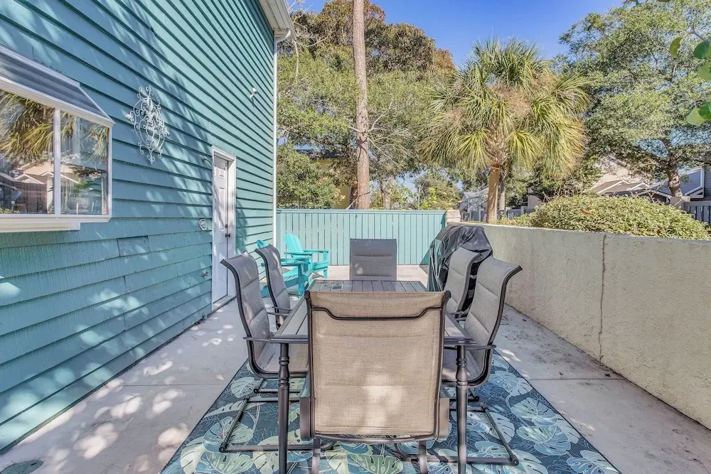 < 1 Mi to Ocean: North Myrtle Beach Home w/ Grill!