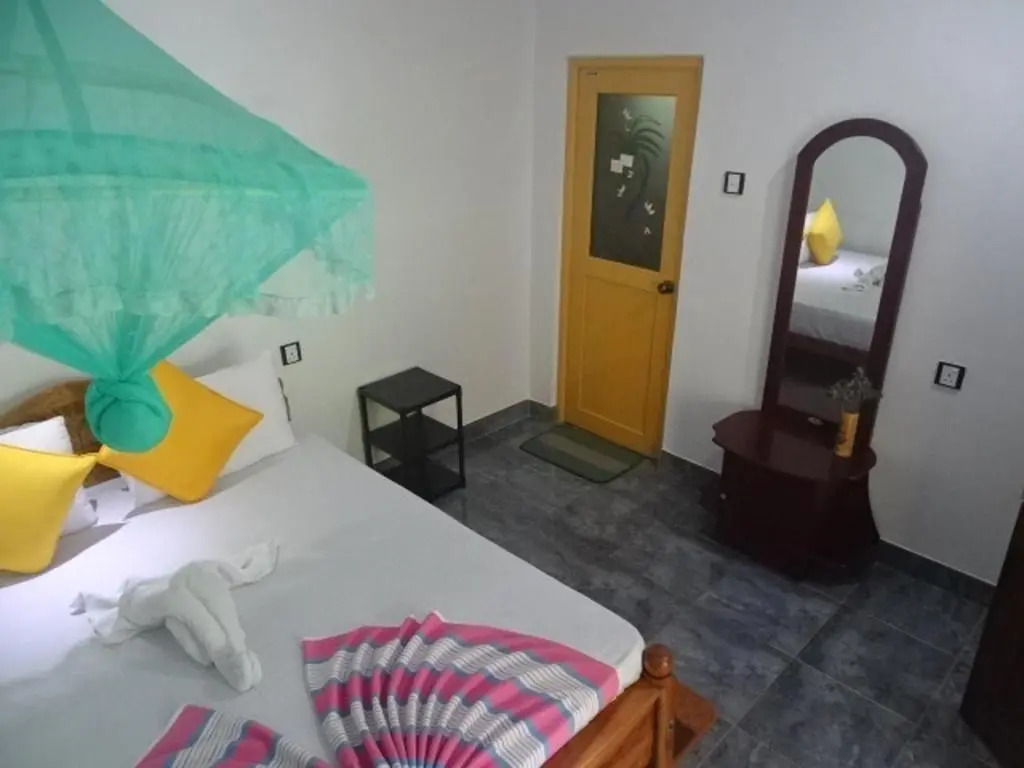 Lovely lodge & Hostel