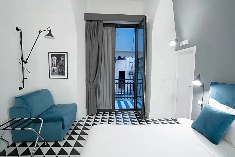 Suite Pulcinella- LP Suite in Naples Hystorical Center