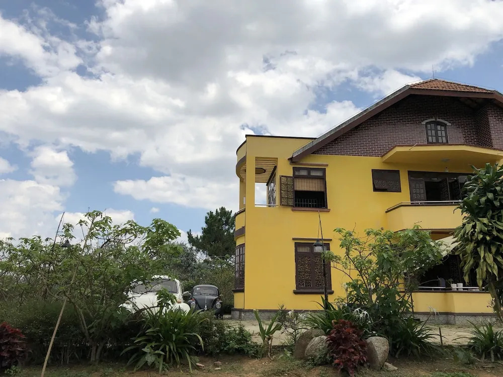 Mars House Homestay