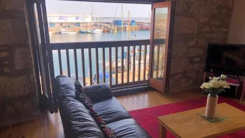 Sail Loft Lookout - Harbourside Apartment - 101