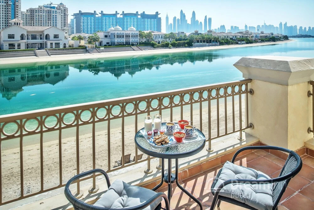 Dream Inn Dubai-Luxury Palm Beach Villa