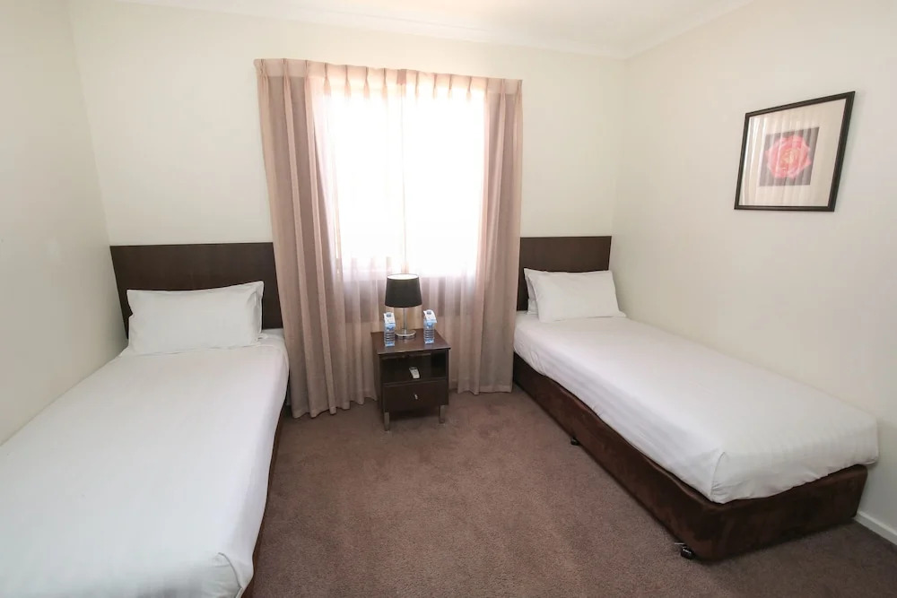 Aquarius Apartments and Cabins