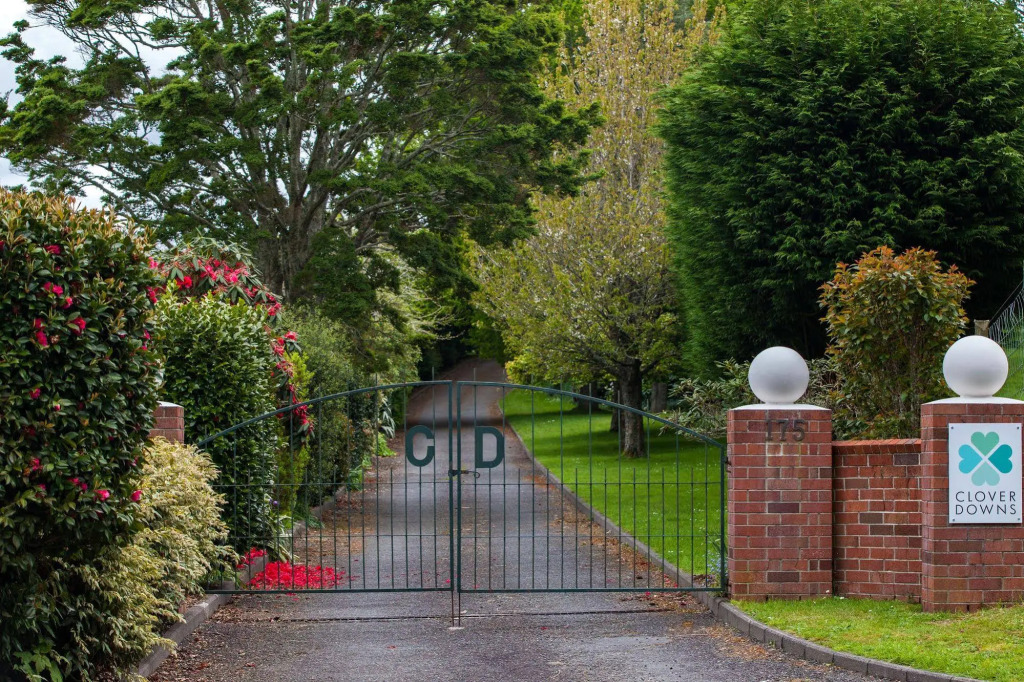 Clover Downs Estate