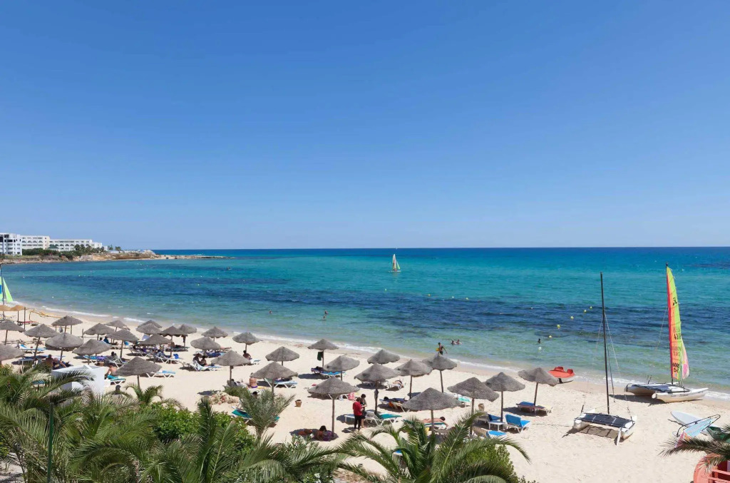 Nozha Beach Resort & Spa