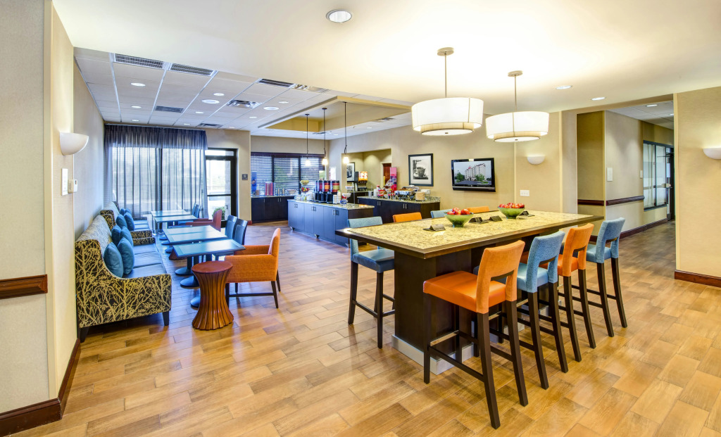 Hampton Inn & Suites Atlanta-Galleria
