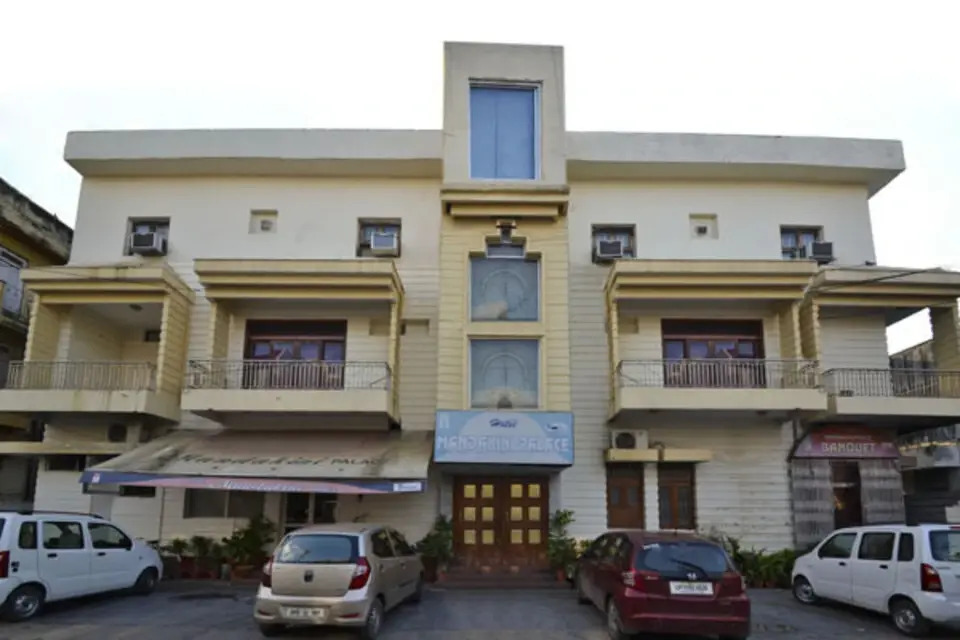 Hotel Mandakini Palace
