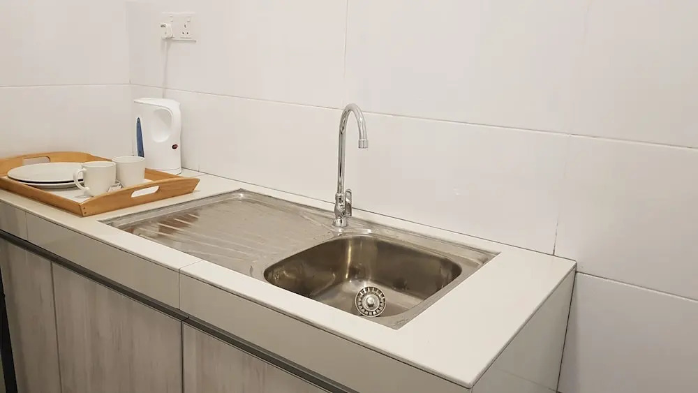 Euzmo Residences at Studio 14