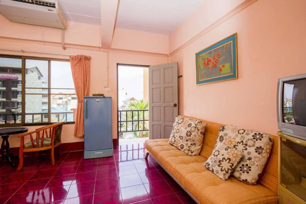 Baan Lukkan Hostel