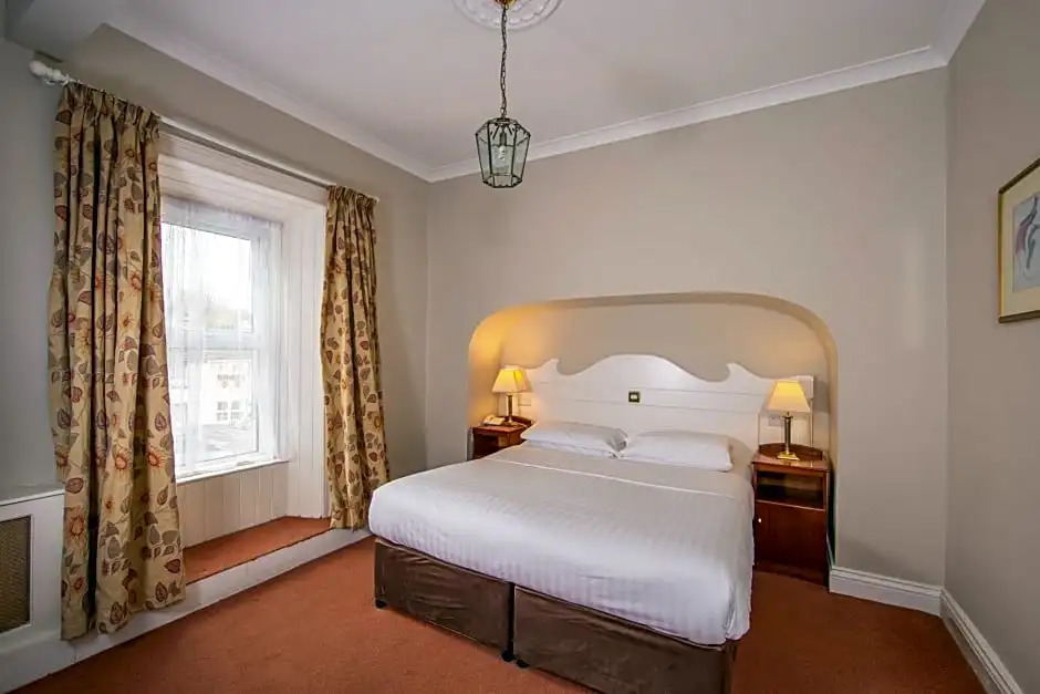 Foyles Hotel