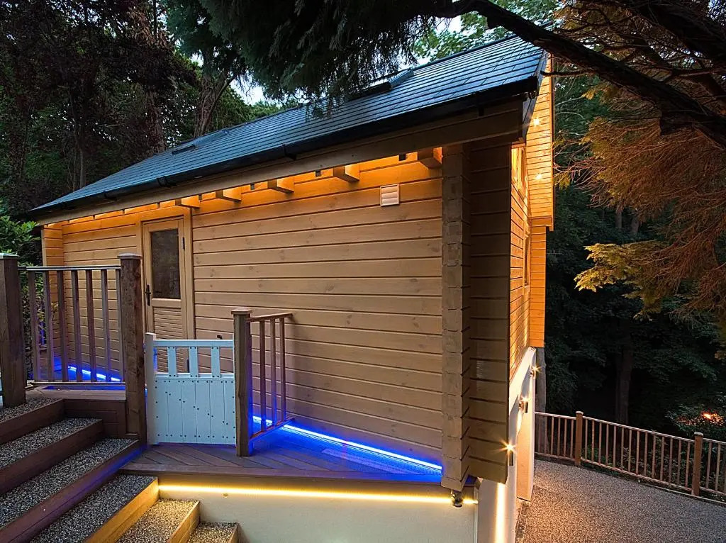 Alum Chine log Cabin
