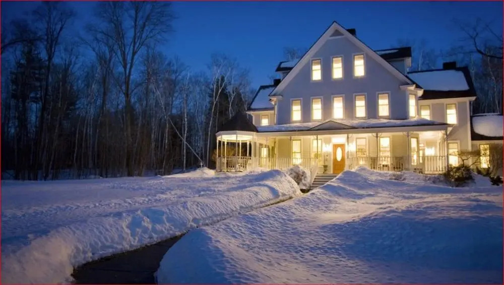 The Maple Leaf Inn