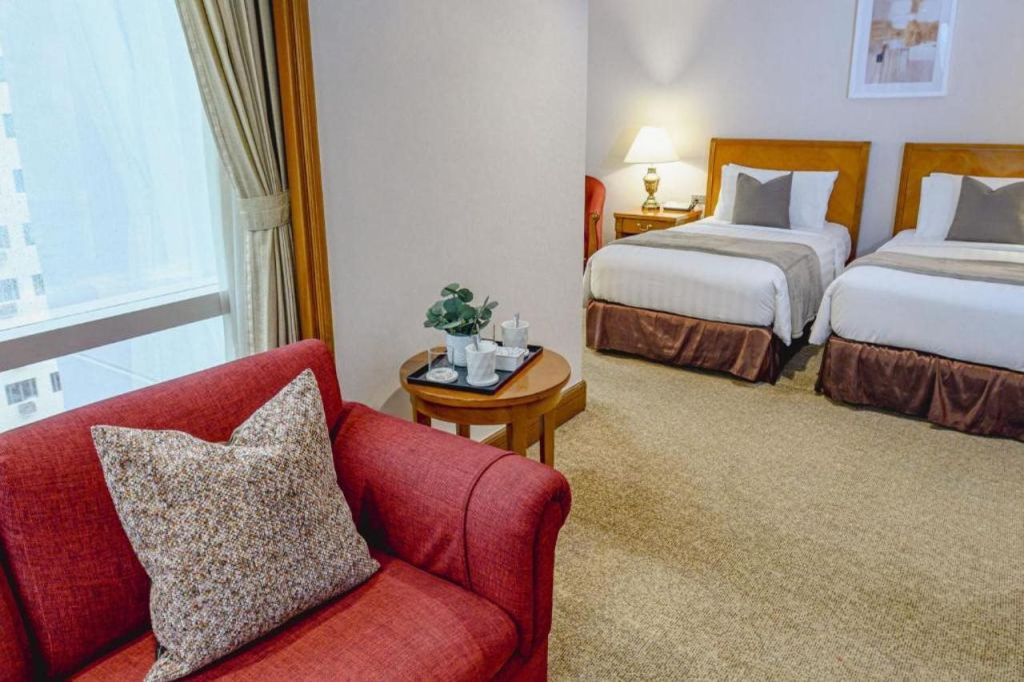 MCollection - Ortigas CBD Near Business & Shopping Hubs