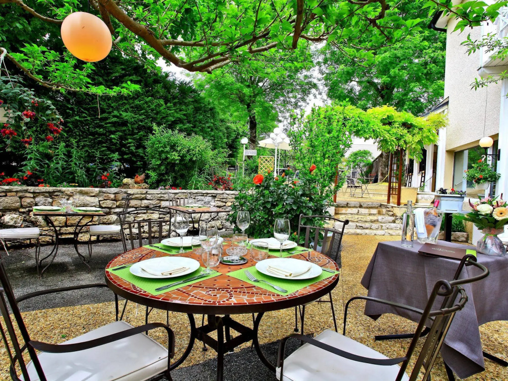 Hôtel Restaurant Le Relais des Gourmands