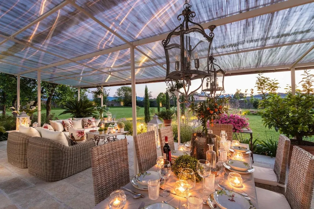 Villa Hugo in Lucca With 5 Bedrooms and 6 Bathrooms