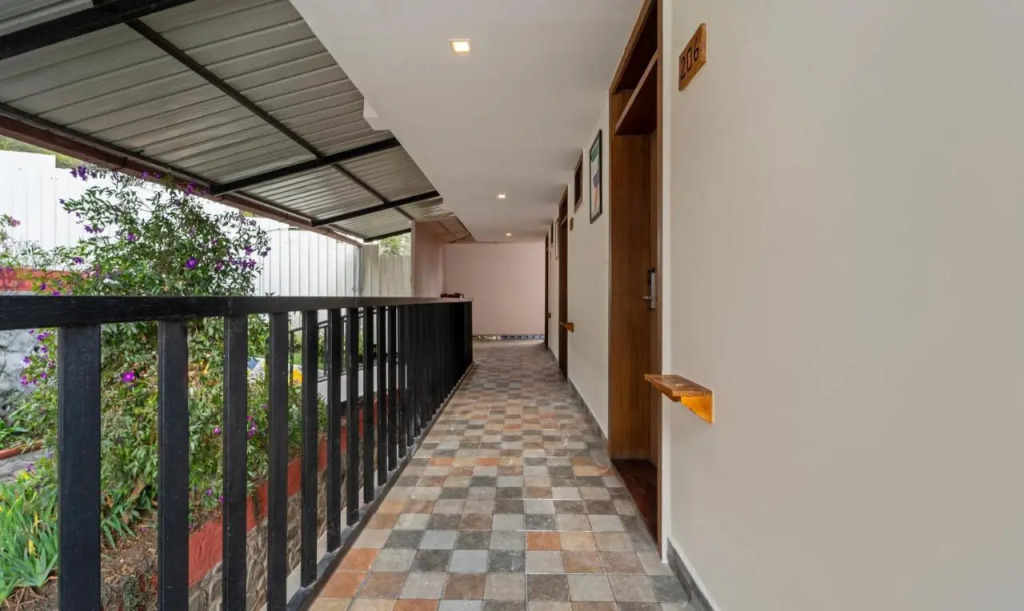 FabHotel Tranquil Heights