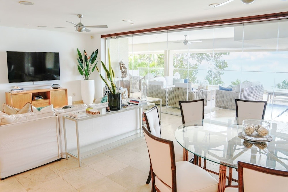 Portico 1 3 Bedroom Condo