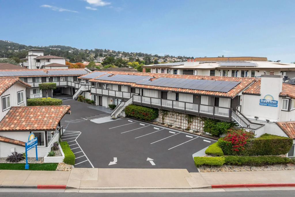 Days Inn by Wyndham Monterey Downtown