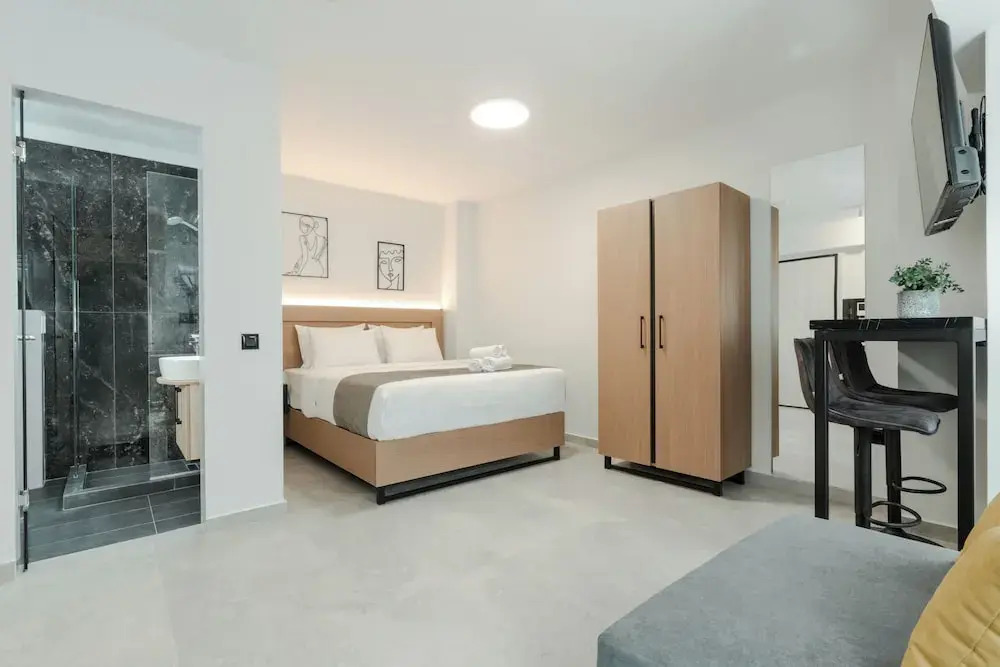 TOWER 15 Suites